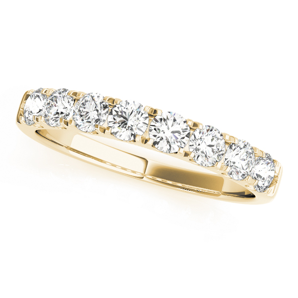 lab-grown-vs-si1-split-prong-wedding-band-69efeb9fc14ff578a579e7a3