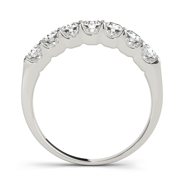 lab-grown-vs-si1-u-prong-wedding-band-69efce76c14ff578a57913fe