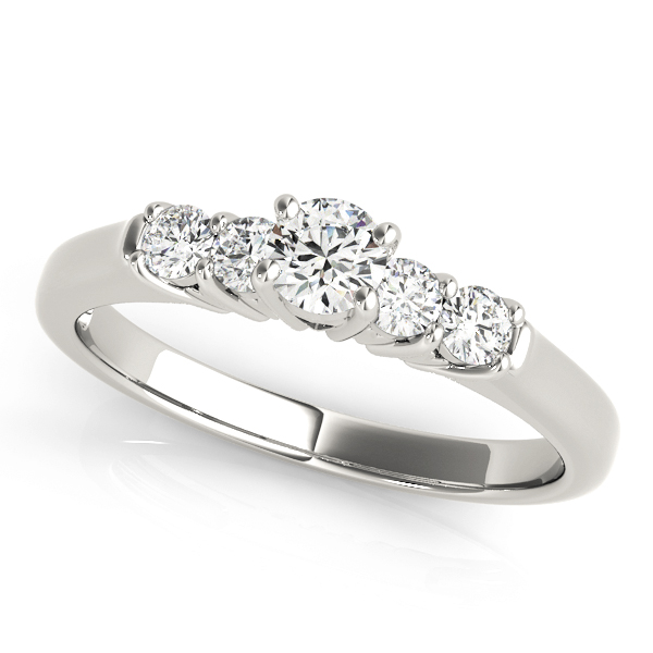 ENGAGEMENT RINGS SINGLE ROW PRONG