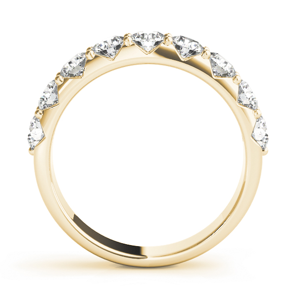 lab-grown-vs-si1-shared-prong-diamond-wedding-band-69efccf9c14ff578a57905af