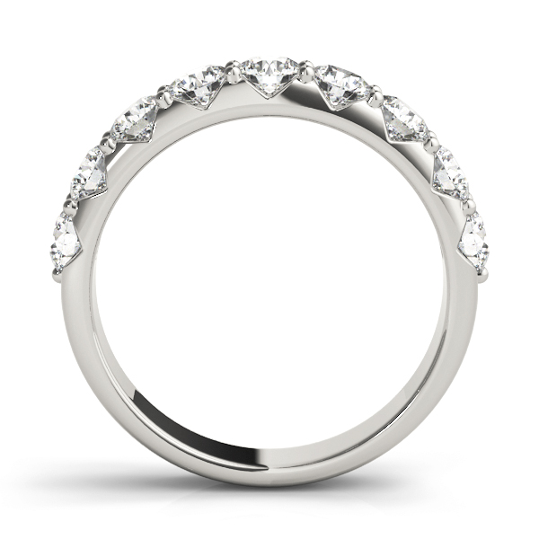 lab-grown-vs-si1-shared-prong-diamond-wedding-band-69efccf9c14ff578a57905ac