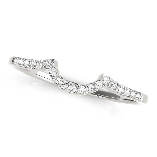 Single Row Curved Wedding Band