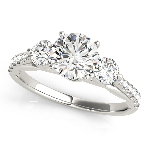 3-Stone Single Row Engagement Ring