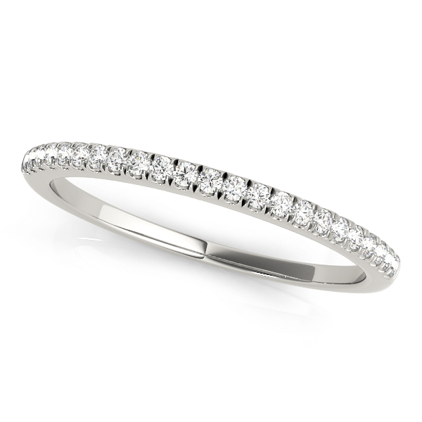Single Row U-Prong Wedding Ring