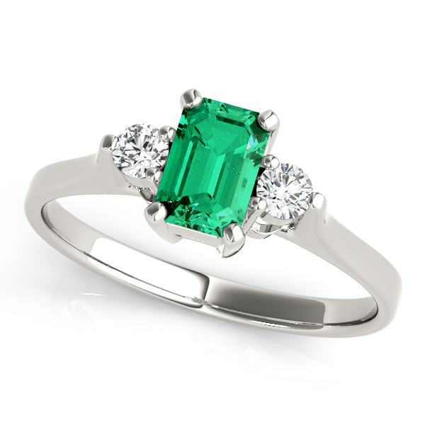 Solitaire Emerald Color Ring