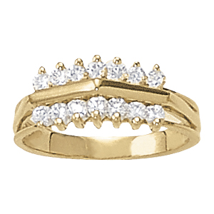 DIAMOND FASHION PYRAMID RINGS