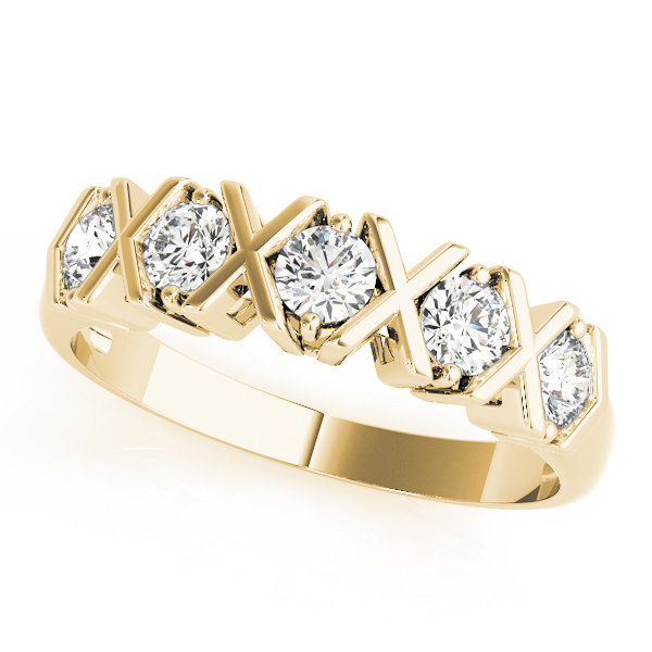 XO-Shape Prong Set Wedding Band