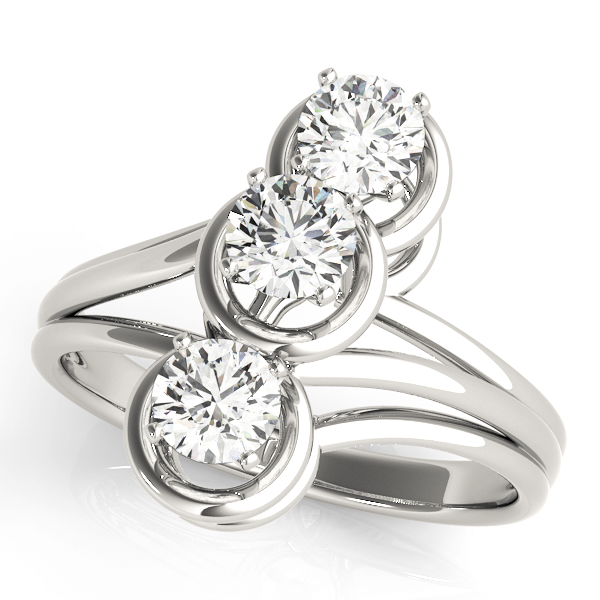 3-Stone Round Engagement Ring