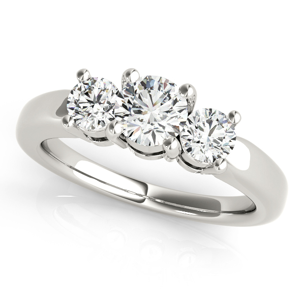 3-Stone Round Engagement Ring