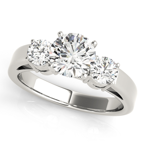 3-Stone Round Engagement Ring