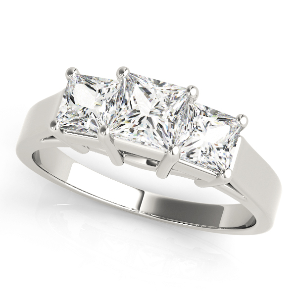ENGAGEMENT RINGS 3 STONE PRINCESS