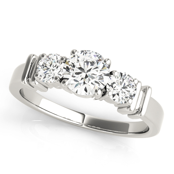 3-Stone Round Engagement Ring