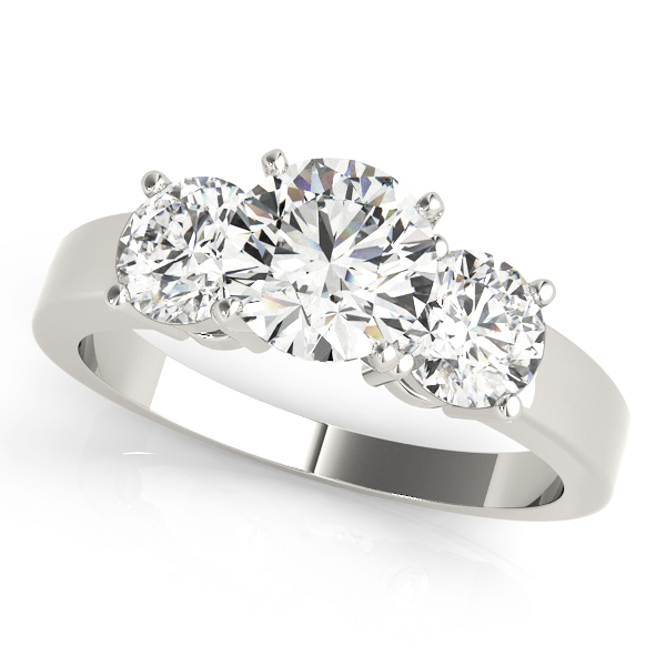 3-Stone Round Engagement Ring