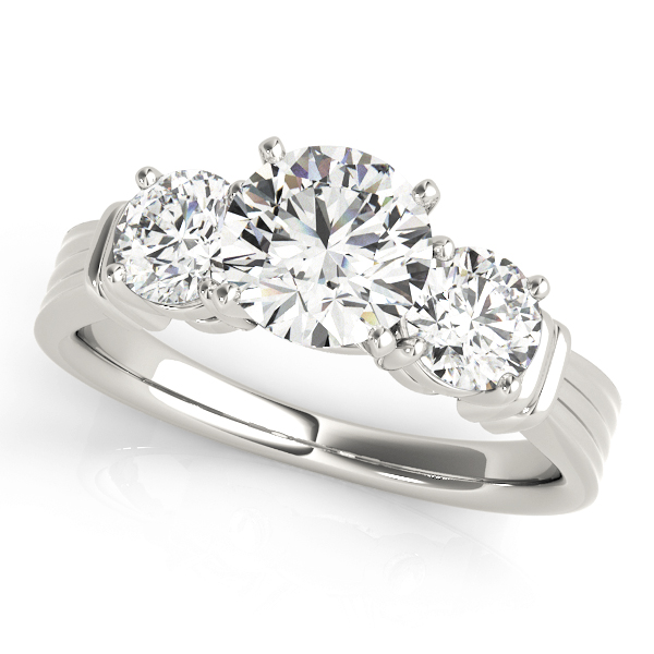 3-Stone Round Engagement Ring