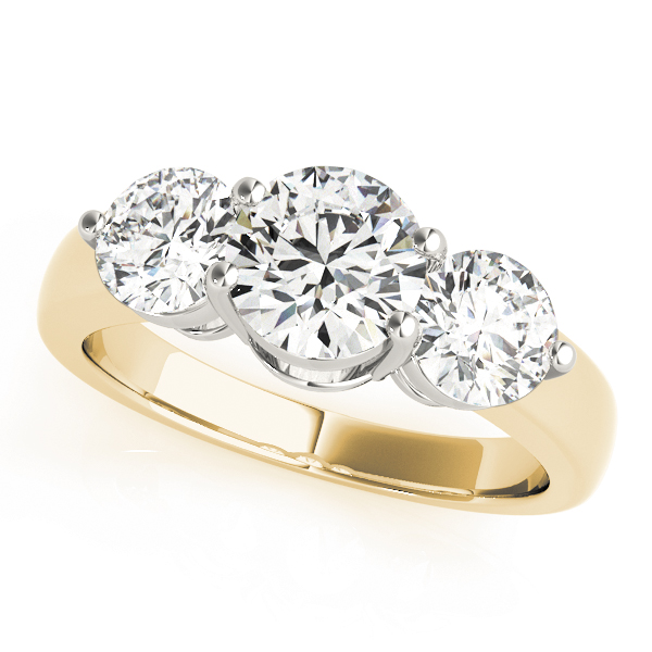 3-Stone Round Engagement Ring