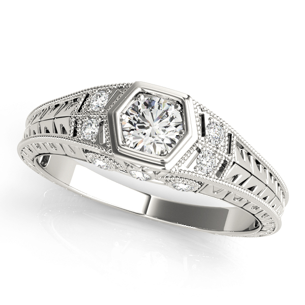 Vintage-Inspired Round Engagement Ring