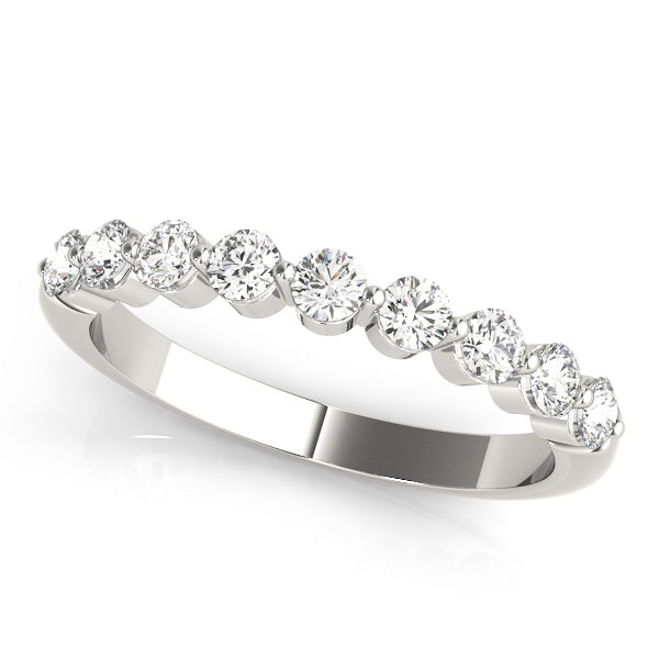 Single Shared Prong Wedding Band