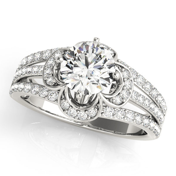 Multirow Floral Shape Engagement Ring