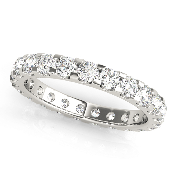 Shared-Prong Eternity Band