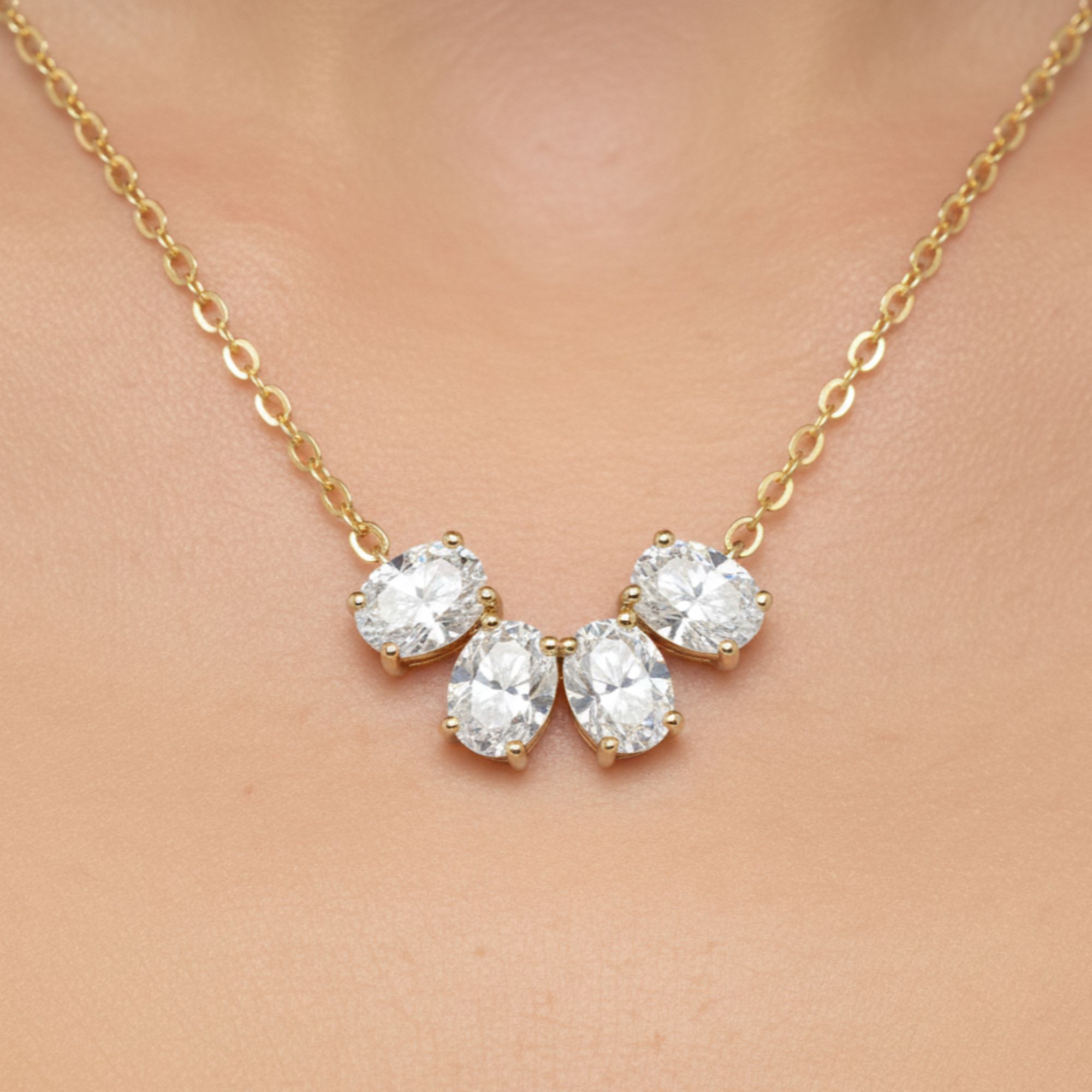 LGD Oval Pendant w/ Chain