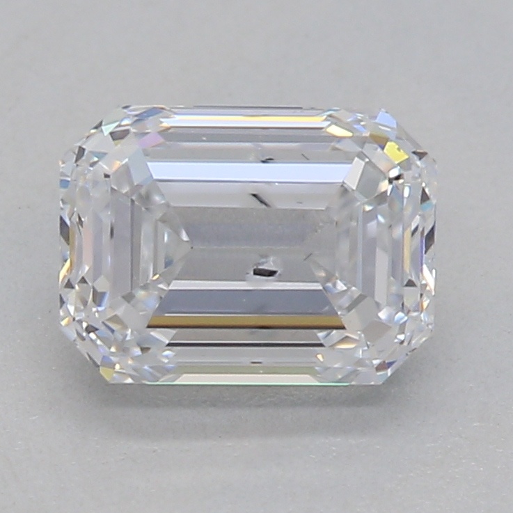 0.95 carat emerald lab-grown diamond