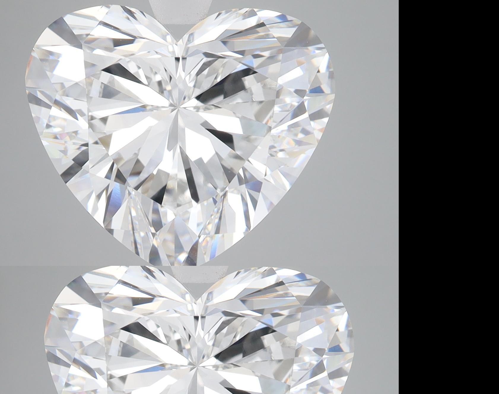 0.88 carat pear lab-grown diamond