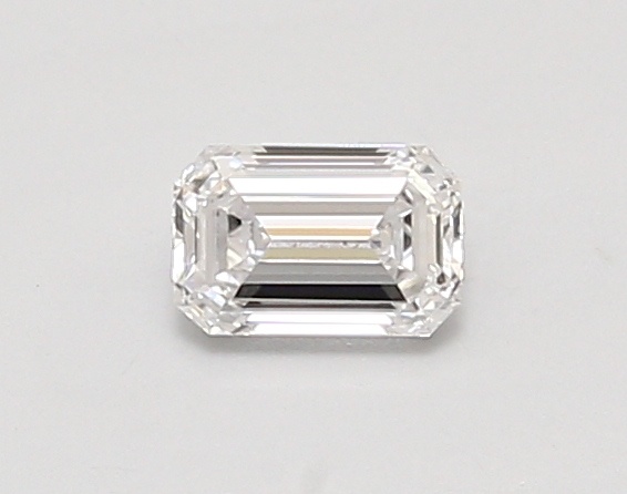 0.43 carat emerald diamond
