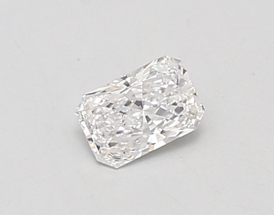 0.32 carat radiant diamond