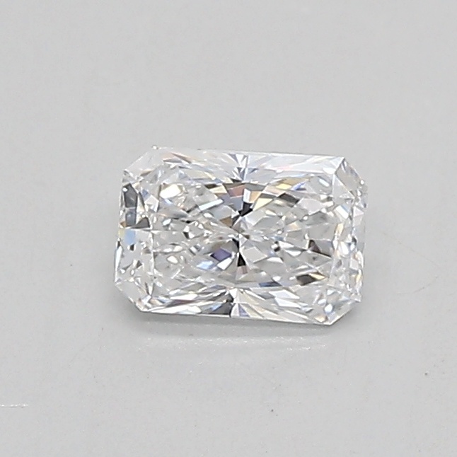 0.32 carat radiant diamond