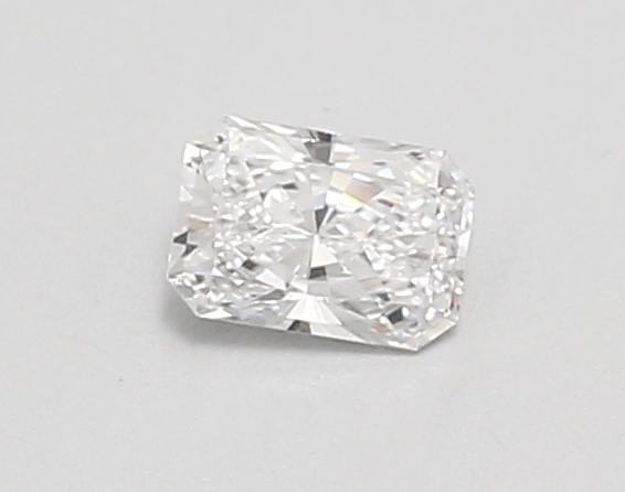 0.40 carat radiant diamond