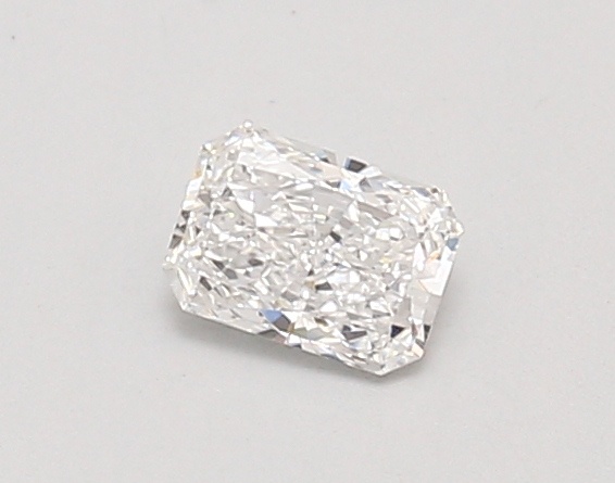 0.39 carat radiant diamond