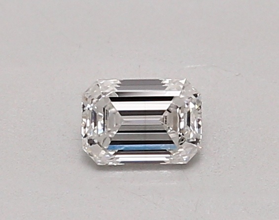 0.37 carat emerald diamond