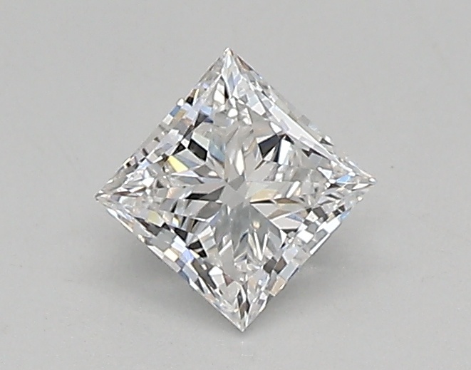 0.39 carat princess diamond