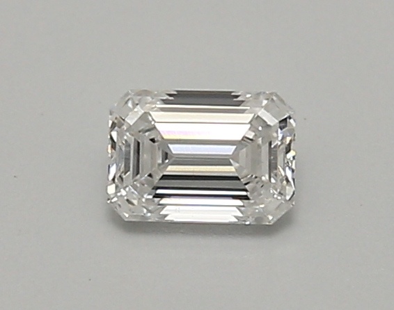 0.49 carat emerald diamond