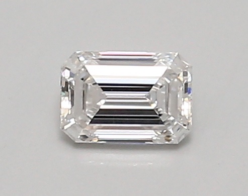 0.40 carat emerald diamond