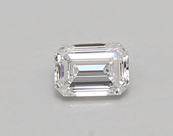 0.38 carat emerald diamond