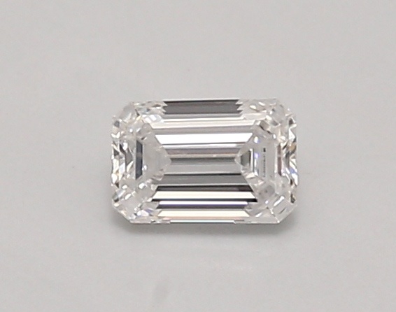 0.49 carat emerald diamond