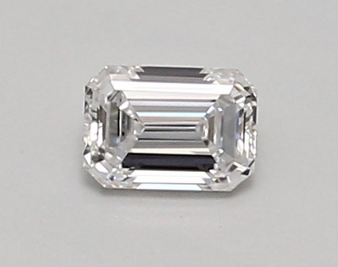 0.40 carat emerald diamond