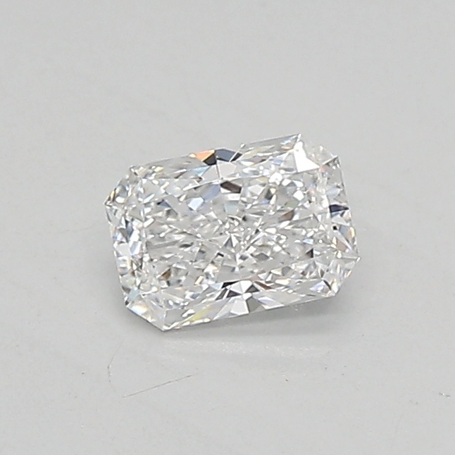 0.32 carat radiant diamond