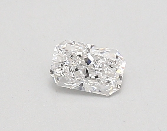 0.32 carat radiant diamond