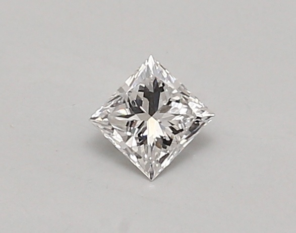 0.32 carat princess diamond