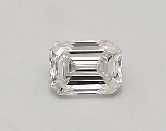 0.41 carat emerald diamond