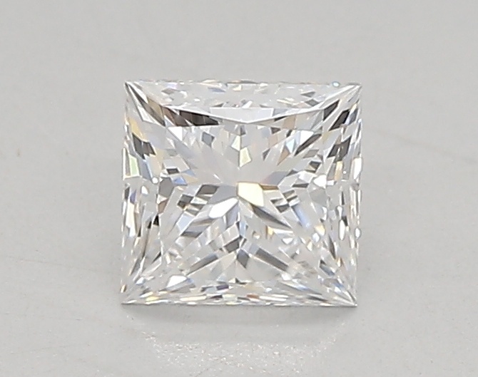 0.47 carat princess diamond