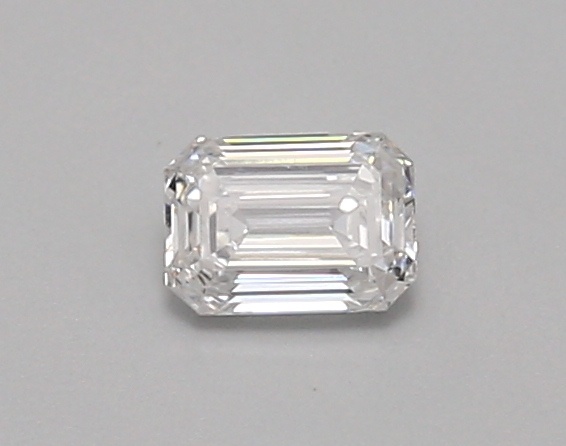 0.38 carat emerald diamond