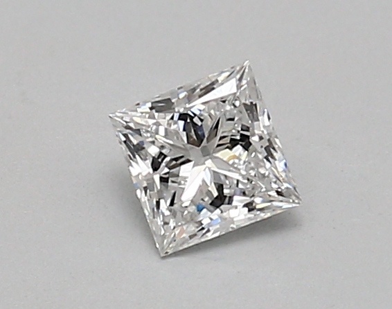 0.48 carat princess diamond