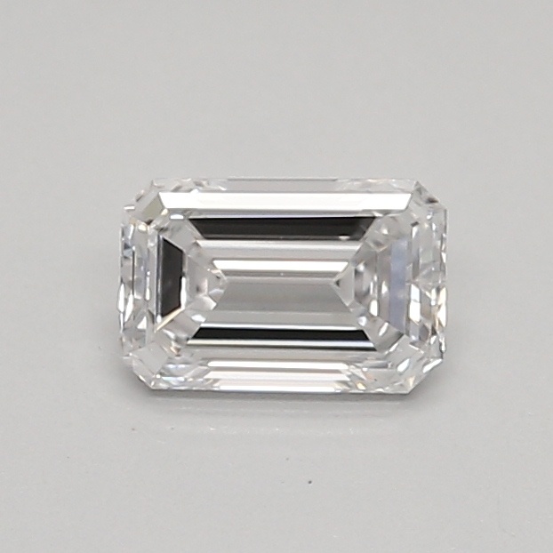 0.41 carat emerald diamond