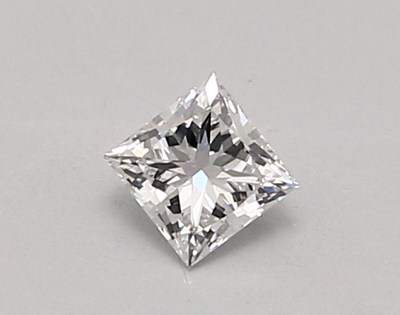 0.39 carat princess diamond