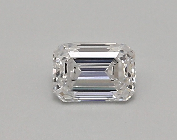 0.49 carat emerald diamond