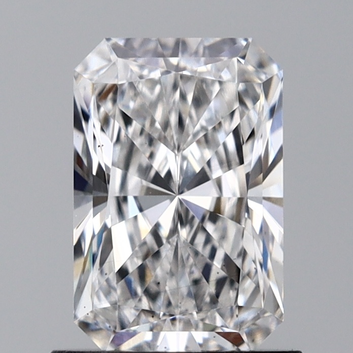 1.07 carat radiant lab-grown diamond